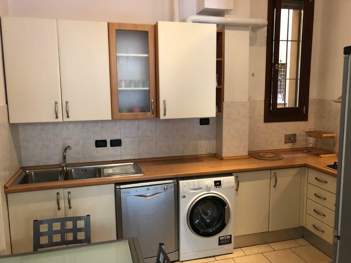 בולוניה Pizzardi39 - The Place Apartments מראה חיצוני תמונה