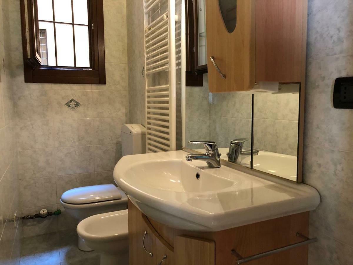 בולוניה Pizzardi39 - The Place Apartments מראה חיצוני תמונה